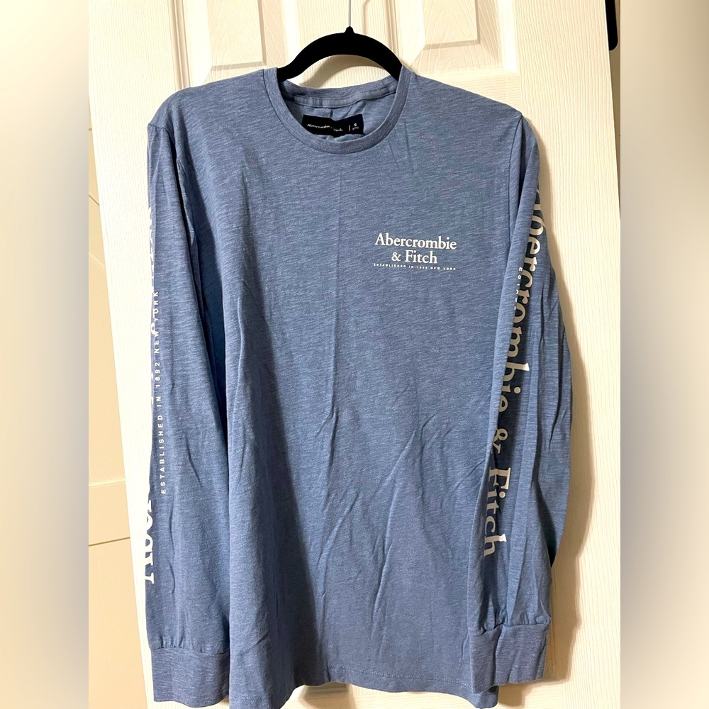 Abercrombie Boy’s long sleeve shirt- Size Small, Blue